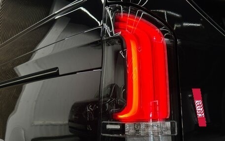 Mercedes-Benz V-Класс, 2024 год, 16 500 000 рублей, 10 фотография