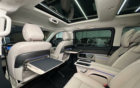 Mercedes-Benz V-Класс, 2024 год, 16 500 000 рублей, 30 фотография