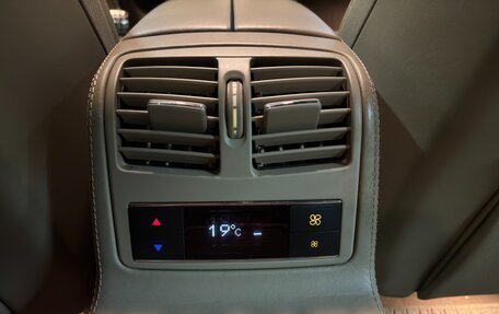 Mercedes-Benz CLS, 2012 год, 3 100 000 рублей, 22 фотография