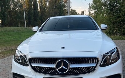 Mercedes-Benz E-Класс, 2019 год, 3 250 000 рублей, 1 фотография