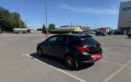 Opel Astra J, 2013 год, 930 000 рублей, 4 фотография