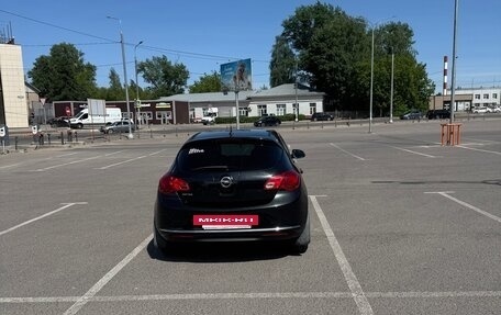 Opel Astra J, 2013 год, 930 000 рублей, 5 фотография