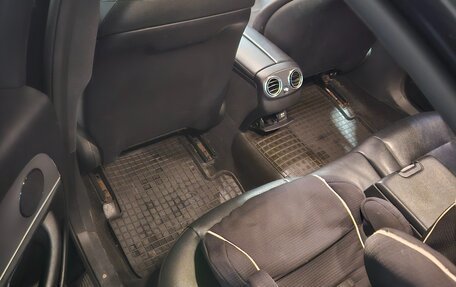 Mercedes-Benz E-Класс, 2018 год, 1 860 000 рублей, 4 фотография