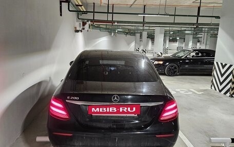 Mercedes-Benz E-Класс, 2018 год, 1 860 000 рублей, 8 фотография