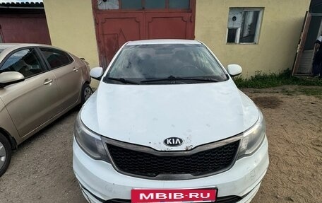 KIA Rio III рестайлинг, 2015 год, 450 000 рублей, 3 фотография