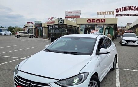 Hyundai Elantra VI рестайлинг, 2018 год, 1 000 000 рублей, 4 фотография