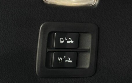 Toyota Land Cruiser, 2022 год, 12 990 000 рублей, 19 фотография