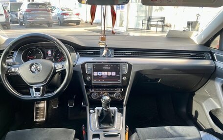 Volkswagen Passat B8 рестайлинг, 2016 год, 2 000 000 рублей, 6 фотография