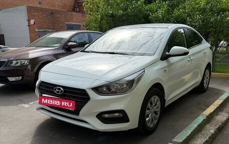 Hyundai Solaris II рестайлинг, 2018 год, 1 320 000 рублей, 2 фотография
