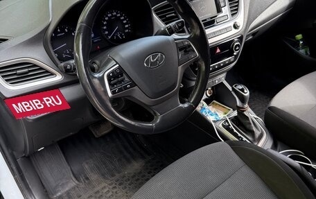 Hyundai Solaris II рестайлинг, 2018 год, 1 320 000 рублей, 6 фотография