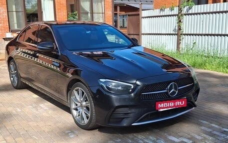 Mercedes-Benz E-Класс, 2022 год, 4 000 000 рублей, 6 фотография