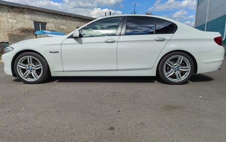 BMW 5 серия, 2013 год, 2 100 000 рублей, 3 фотография
