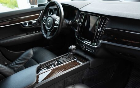 Volvo S90 II рестайлинг, 2018 год, 2 100 000 рублей, 9 фотография