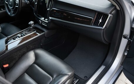 Volvo S90 II рестайлинг, 2018 год, 2 100 000 рублей, 10 фотография