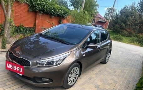 KIA cee'd III, 2015 год, 1 230 000 рублей, 3 фотография