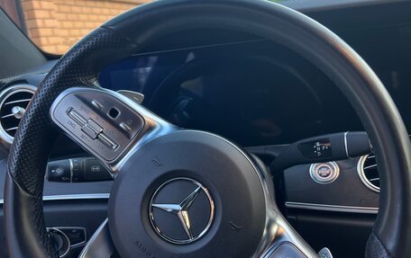 Mercedes-Benz E-Класс, 2019 год, 3 250 000 рублей, 6 фотография