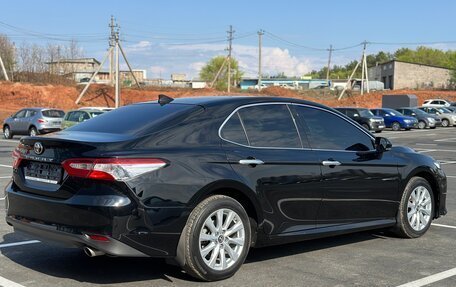 Toyota Camry, 2019 год, 2 990 000 рублей, 5 фотография