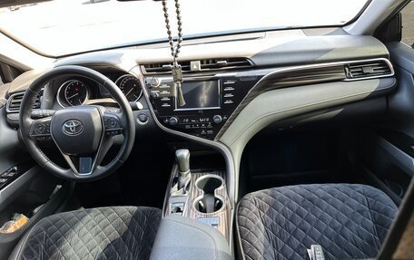 Toyota Camry, 2019 год, 2 990 000 рублей, 14 фотография