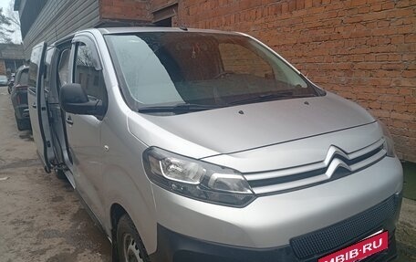 Peugeot Expert, 2018 год, 2 200 000 рублей, 9 фотография