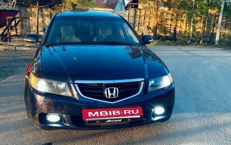 Honda Accord VII рестайлинг, 2004 год, 1 000 000 рублей, 15 фотография