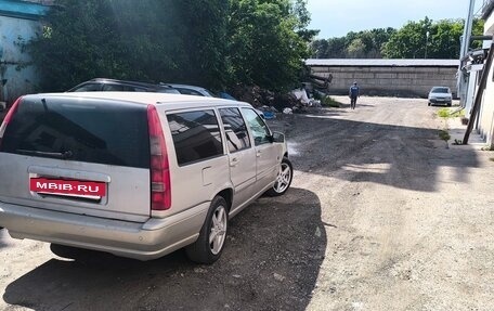 Volvo V70 III рестайлинг, 1999 год, 260 000 рублей, 3 фотография