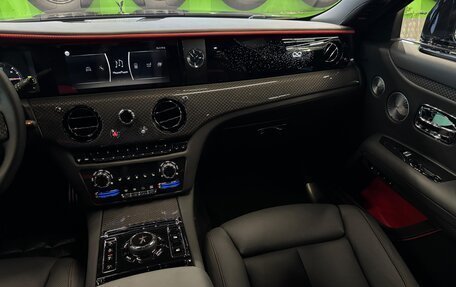 Rolls-Royce Ghost Series II рестайлинг, 2021 год, 46 960 000 рублей, 22 фотография