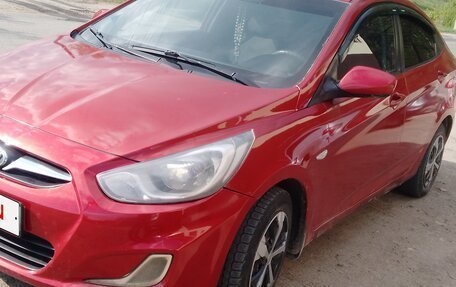 Hyundai Solaris II рестайлинг, 2012 год, 517 000 рублей, 5 фотография