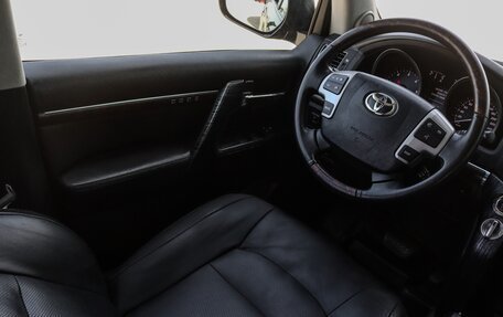 Toyota Land Cruiser 200, 2013 год, 2 995 000 рублей, 9 фотография