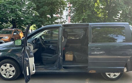 Dodge Caravan V, 2009 год, 770 000 рублей, 7 фотография