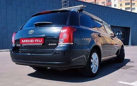 Toyota Avensis III рестайлинг, 2006 год, 750 000 рублей, 5 фотография
