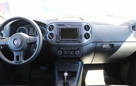 Volkswagen Tiguan I, 2011 год, 1 369 000 рублей, 15 фотография
