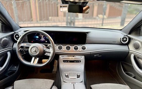 Mercedes-Benz E-Класс, 2021 год, 4 890 000 рублей, 5 фотография