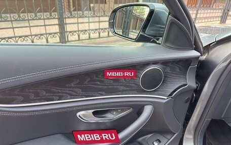 Mercedes-Benz E-Класс, 2021 год, 4 890 000 рублей, 8 фотография