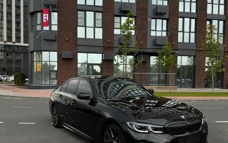 BMW 3 серия, 2019 год, 3 590 000 рублей, 3 фотография