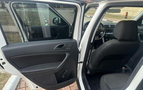 Skoda Yeti I рестайлинг, 2015 год, 1 070 000 рублей, 13 фотография