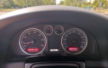 Volkswagen Passat B5+ рестайлинг, 2002 год, 400 000 рублей, 13 фотография