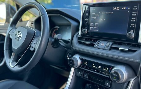 Toyota RAV4, 2021 год, 4 000 050 рублей, 4 фотография