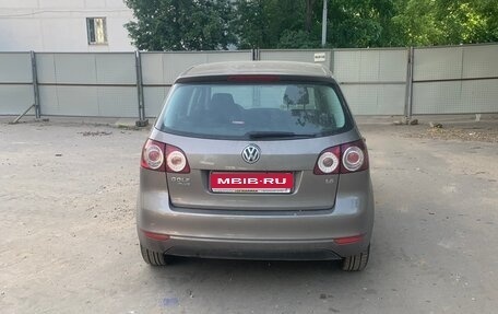 Volkswagen Golf Plus II, 2011 год, 750 000 рублей, 1 фотография