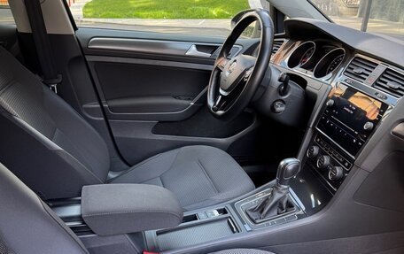 Volkswagen Golf VII, 2018 год, 2 100 000 рублей, 10 фотография