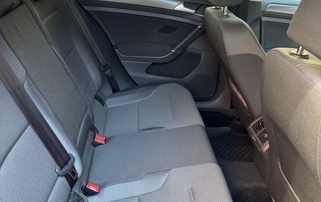 Volkswagen Golf VII, 2018 год, 2 100 000 рублей, 11 фотография