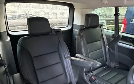 Opel Zafira Life I, 2021 год, 2 877 000 рублей, 18 фотография
