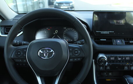 Toyota RAV4, 2024 год, 3 995 000 рублей, 8 фотография