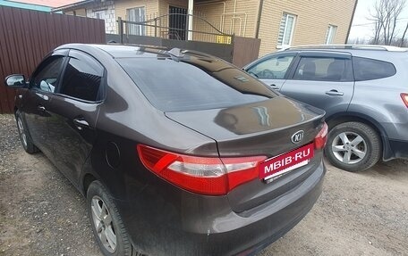 KIA Rio III рестайлинг, 2015 год, 650 000 рублей, 4 фотография