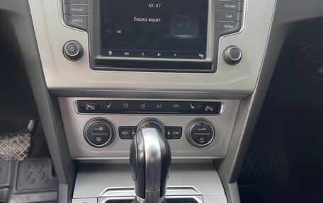 Volkswagen Passat B8 рестайлинг, 2016 год, 1 725 000 рублей, 19 фотография
