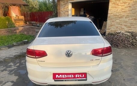 Volkswagen Passat B8 рестайлинг, 2016 год, 1 725 000 рублей, 11 фотография