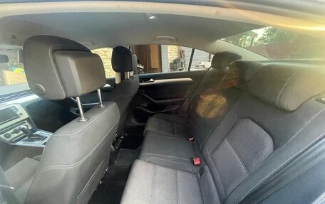 Volkswagen Passat B8 рестайлинг, 2016 год, 1 725 000 рублей, 24 фотография