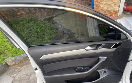 Volkswagen Passat B8 рестайлинг, 2016 год, 1 725 000 рублей, 22 фотография