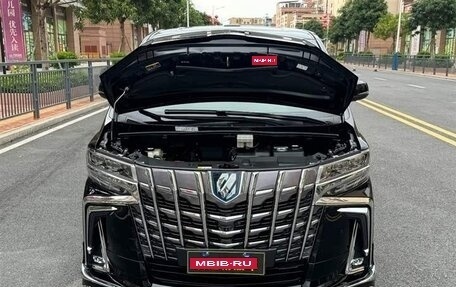 Toyota Alphard III, 2021 год, 7 800 000 рублей, 23 фотография