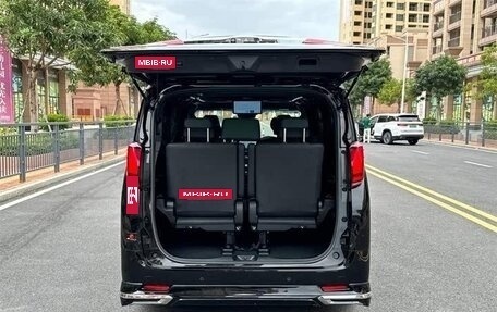 Toyota Alphard III, 2021 год, 7 800 000 рублей, 17 фотография