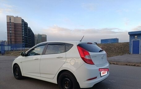 Hyundai Solaris II рестайлинг, 2016 год, 840 000 рублей, 3 фотография